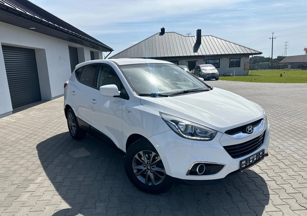 Hyundai ix35 cena 49900 przebieg: 156000, rok produkcji 2015 z Lesko małe 529
